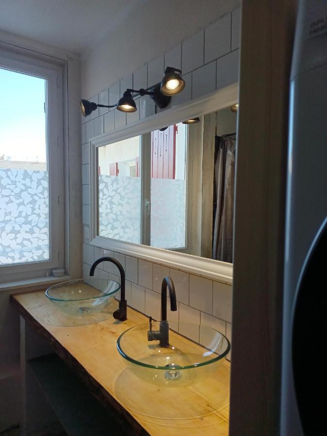 Gite Redrooster Home - 160M2, 4 Ch, 2 Sdb, Fibre, Parking, Sauna, Bain A Remous Theys Kültér fotó
